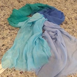 Tommy Bahama Accessories - Tommy Bahama scarf NWT Tommy Bahama Accessories - Tommy Bahama scarf NWT
